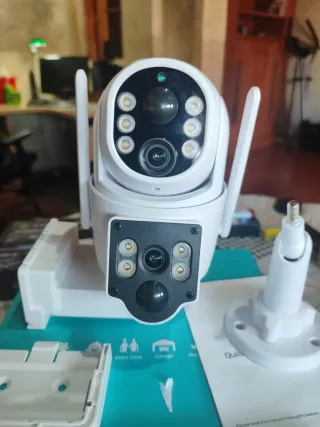 Cámara Solar WiFi Exterior/Interior