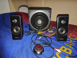 Altavoces Woxter con Subwoofer
