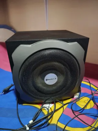 Altavoces Woxter con Subwoofer