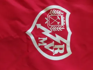 Chubasquero Niño Rayo Vallecano Kelme Rojo T 14