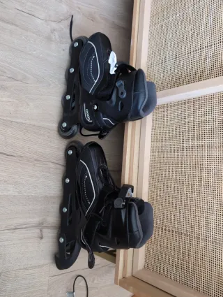 Patines Oxelo Talla 39.5 con protecciones y funda