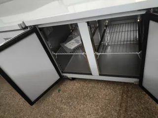 MESA FRÍA NUEVA DE 223 CM