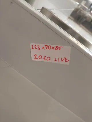 MESA FRÍA NUEVA DE 223 CM