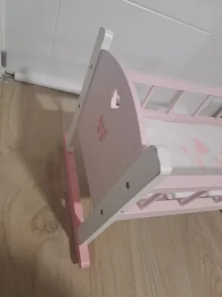 Cuna de juguete Play Tive para muñecas en su caja