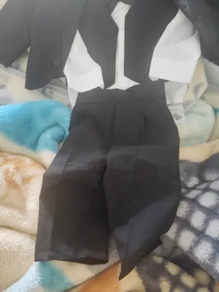 Traje de vestir niño: Saco, camisa, chaleco, corba