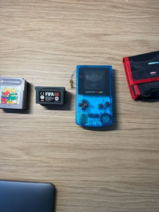 Consolle Game Boy Color + 10 giochi - 90€