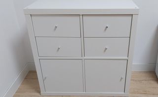 Mueble de almacenaje blanco