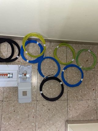 Material eléctrico varios