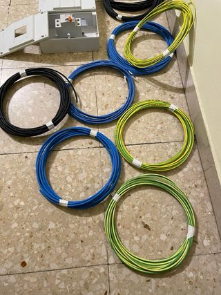 Material eléctrico varios