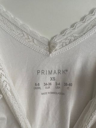 Camiseta tirantes encaje Primark