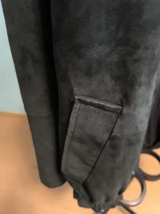 Chaqueta con etiqueta de piel  Ante 100,% zara x