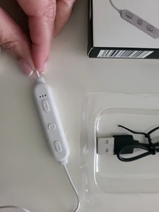 Auriculares Inalámbricos Innova HIP