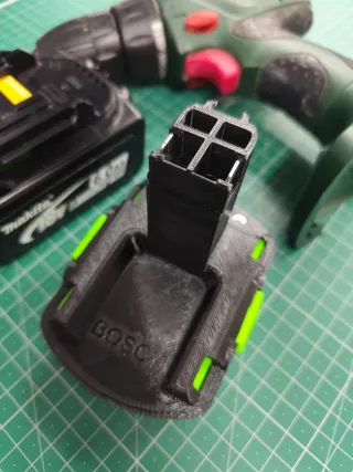 Adaptador Bosch PSR 12V para Batería Makita