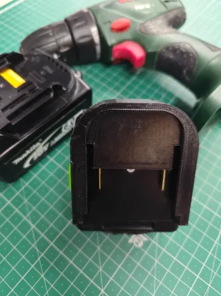 Adaptador Bosch PSR 12V para Batería Makita