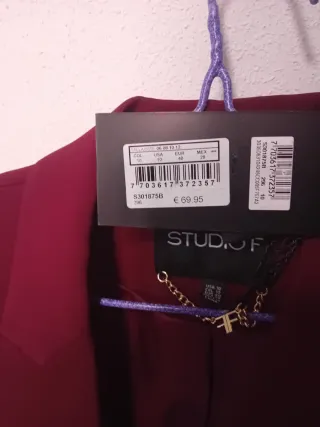 Chaqueta Studio F Burdeos Talla 40