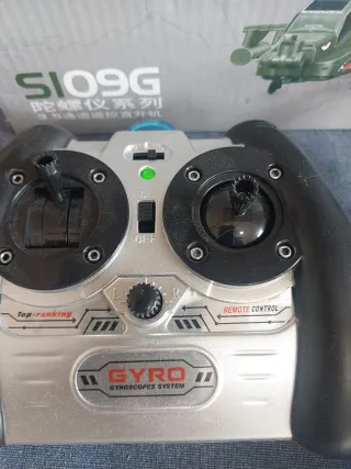 Helicóptero Syma S109G RC