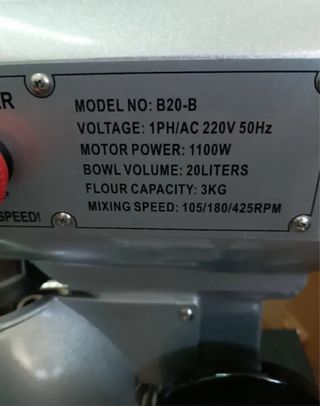 Amasadora Batidora industrial plateada 20L