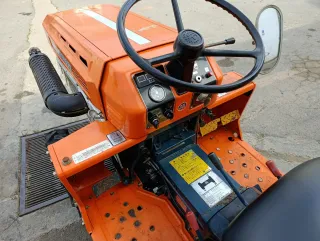 Kubota ZB1600 4x4 Minitractor