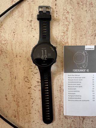 Reloj Garmin Forerunner 45 Negro