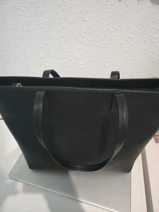 Bolso de mano negro para mujer