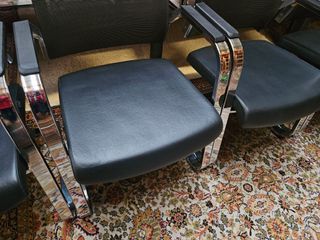 Cadeiras de escritório ALITAL - Pretas e prateadas