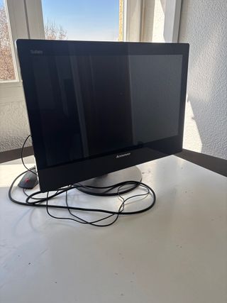 PC All in One Lenovo Negro