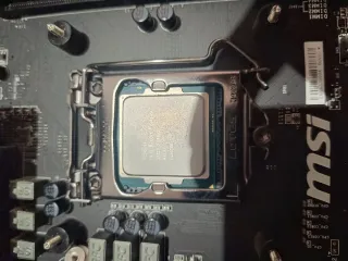 Torre Corsair obsidian + Placa msi + Intel core i5