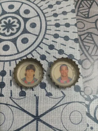 Chapas Coca-Cola Goool Messi y Ronaldinho 2005