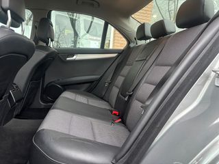 Mercedes C200CDI Avantgarde con 120000KM