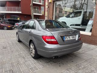 Mercedes C200CDI Avantgarde con 120000KM