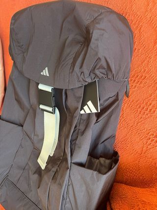 Mochila Adidas Gym Hiit Gris y Blanca