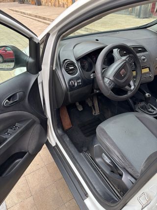 SEAT AlteaXL 1.6 TDI  2013