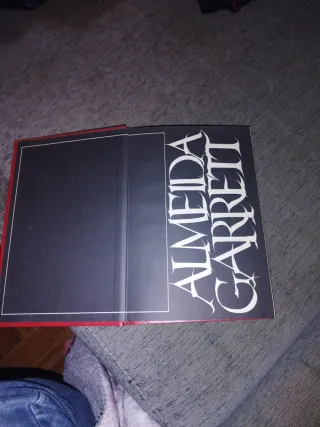 Vendo 12 Livros coleção todas de Almeida Garret