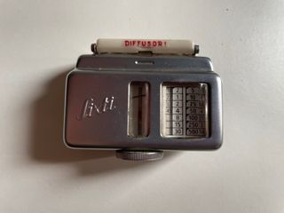 Lote Cámara Leica + Accesorios