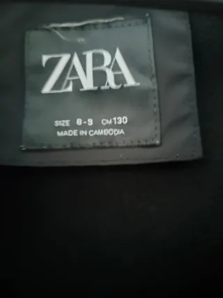 Cazadora neopreno 8-9 años zara.