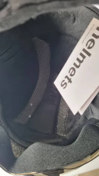 Casco Uvex con visor da sci taglia S