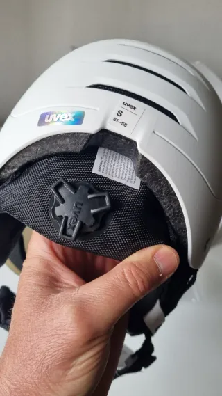 Casco Uvex con visor da sci taglia S