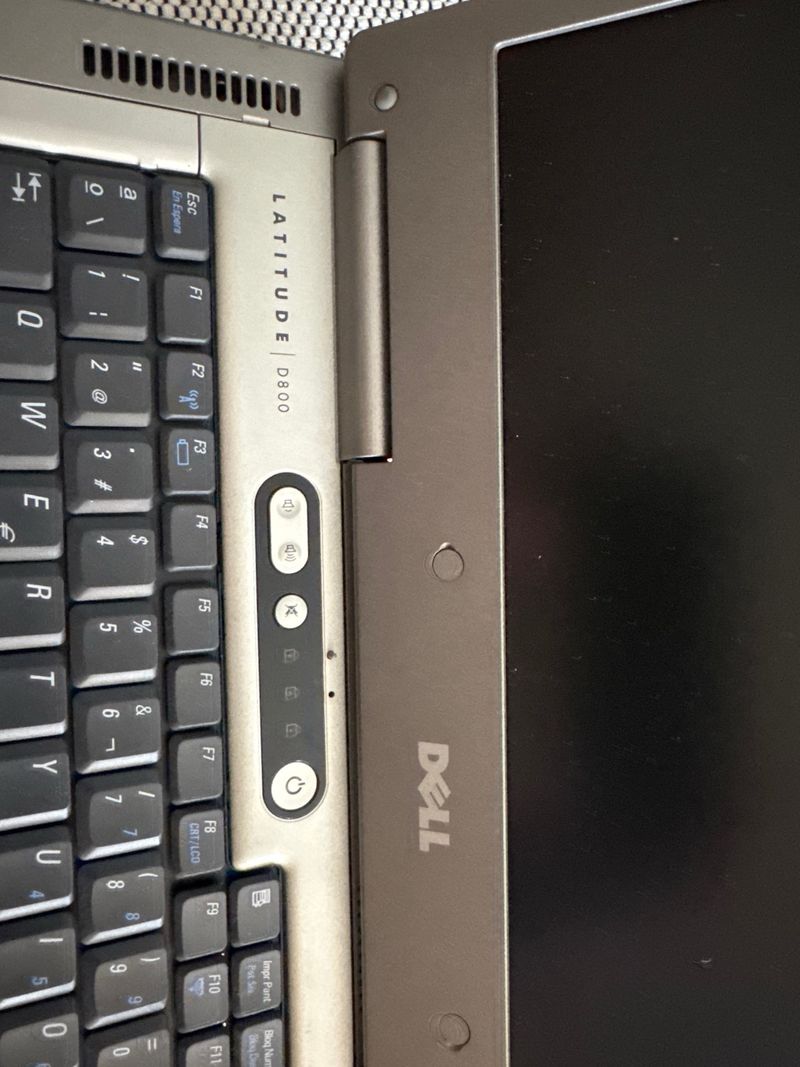 Portátil Dell Latitude D800 afbeelding 8
