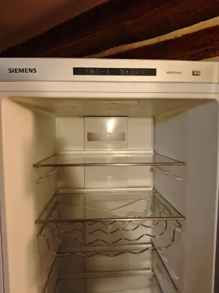 Frigorífico Siemens No Frost 329L