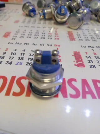 Interruptor Metálico Eléctrico por unidad