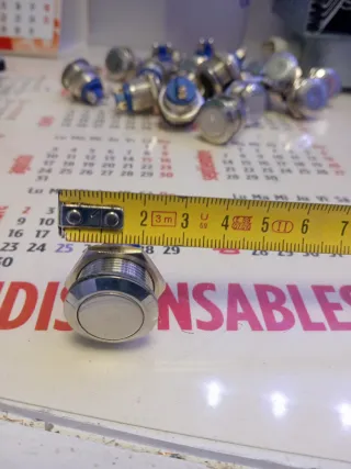 Interruptor Metálico Eléctrico por unidad