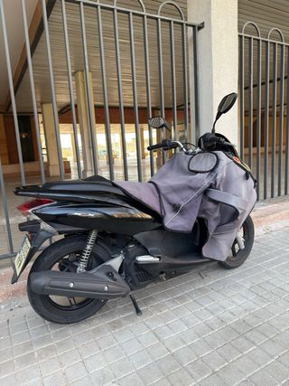 Honda PCX 125 10.750km