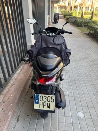 Honda PCX 125 10.750km