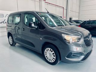 OPEL COMBO LIFE 5 PLAZAS 100CV. IVA DED. GARANTIA