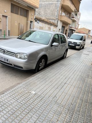 Wolkswagen Golf 2002