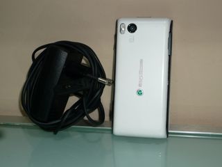 Sony Ericsson Aino U10i per Orange