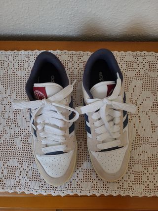 Zapatilla Adidas Rapid Court Low Beige/Blanco