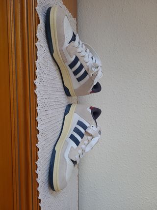 Zapatilla Adidas Rapid Court Low Beige/Blanco