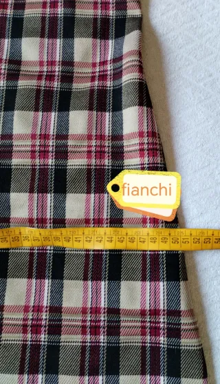 Abito a quadri con cintura