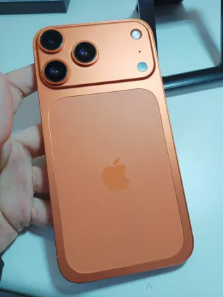 iPhone XR Arancione Design 17 Pro